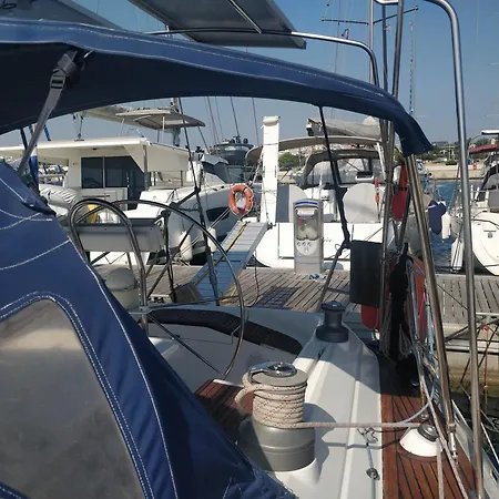 Πλωτό κατάλυμα Slalom-dufour 45 Classic *
