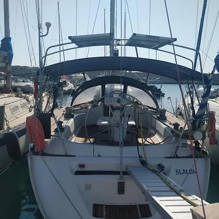 Πλωτό κατάλυμα Slalom-dufour 45 Classic *