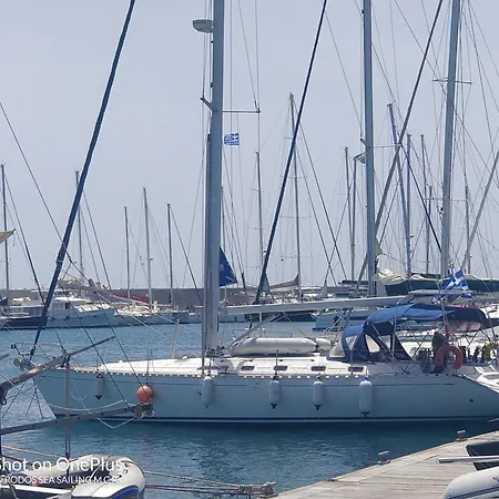 Slalom-dufour 45 Classic 보트호텔
